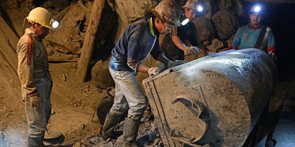 Lesk i prokletí stříbra z Potosí