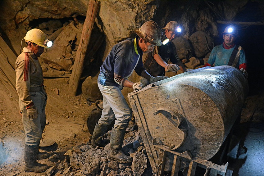 Těžební oblast v Potosí