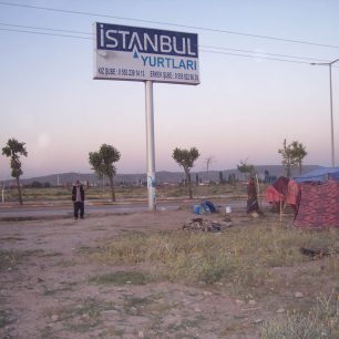 Stany pod bilboardem