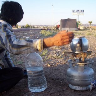 Příprava jídla v polních podmínkách