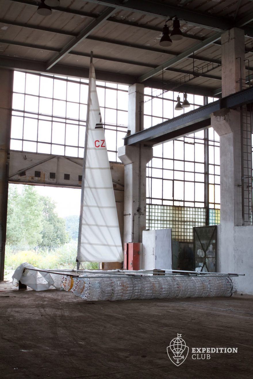 Plachetnice z "petek"