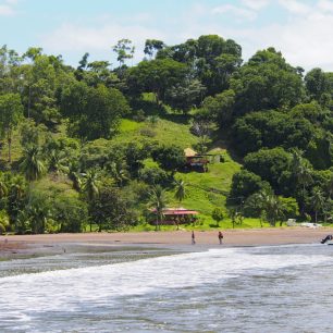 Pláže se skvěle hodí pro surfování