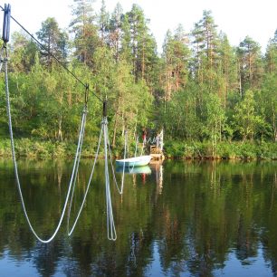 Lodičku si musíte přitáhnout