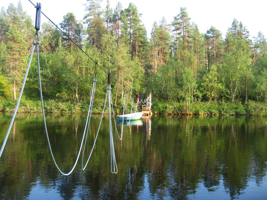 Lodičku si musíte přitáhnout