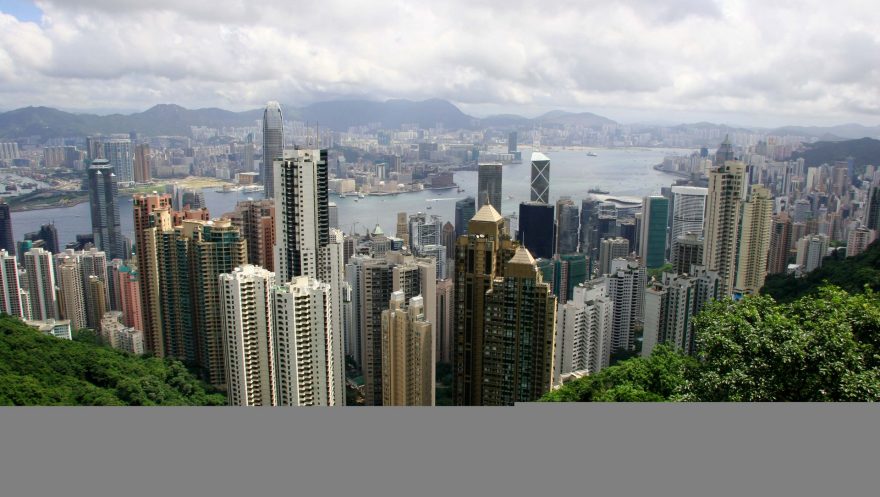 Nejlepší výhled na Hongkong je z vrchu Victoria Peak.
