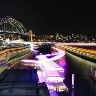 Noční výhled na přístav