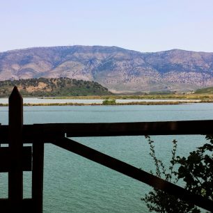 Výhled na přírodní park, který Butrint obklopuje. 