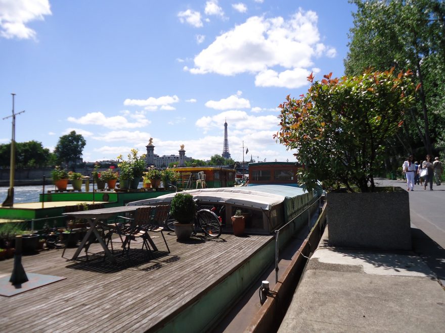 Poklidné nábřeží s cyklistickými stezkami, foto: Klára Knotová