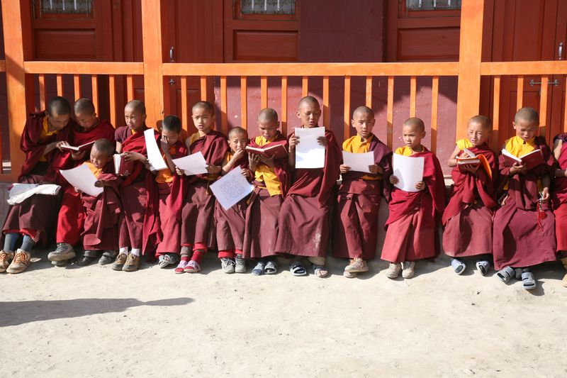 Malí mniši, Nepál