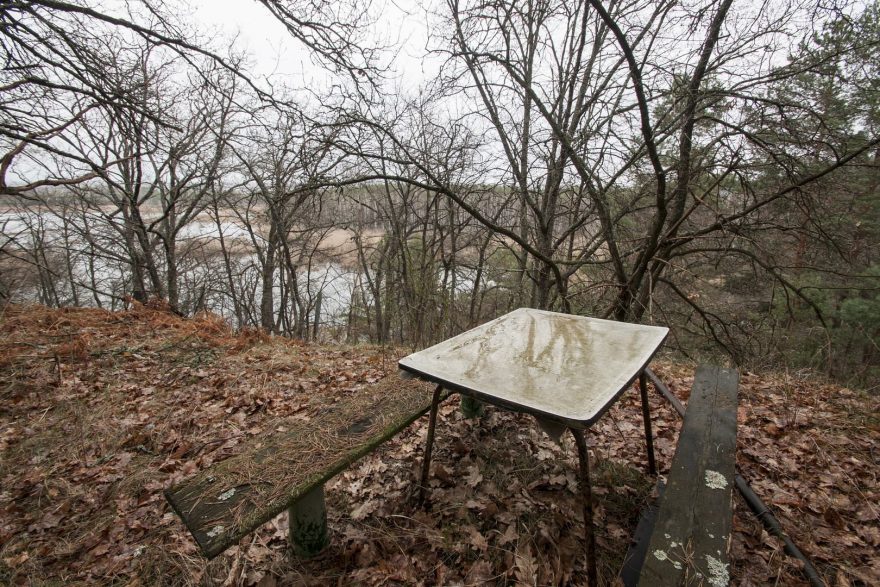 Měli to dobře vymyšlené. Kousek do práce, přesto krásná příroda