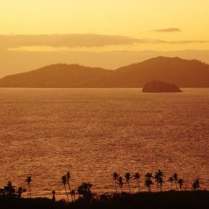 Tropický ráj s krásnými plážemi, palmami a úžasným podmořským životem. I to je Fidži…