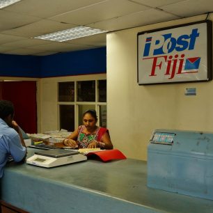 Indové zastávají na Fidži úřední posty. Jsou totiž mnohem disciplinovanější než Fidžijci