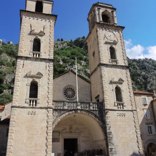 Katedrála Sveti Trifun v Kotoru, Černá Hora