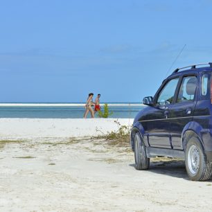 Díky autu se podíváte na odlehlé pláže, Kuba