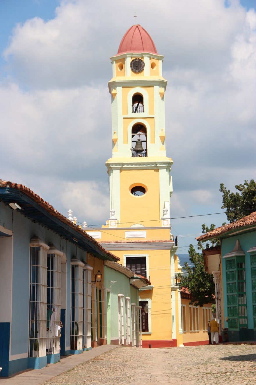 Měšťanská věž v duchu jedinečné Kubánské architektury, Trinidad, Kuba