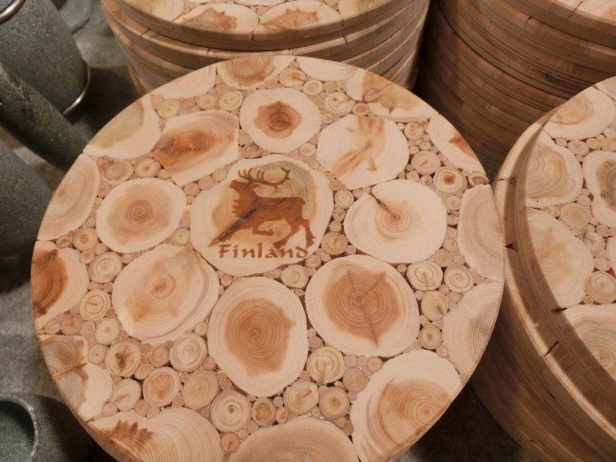 Export: dřevo a papír, Helsinky, Finsko