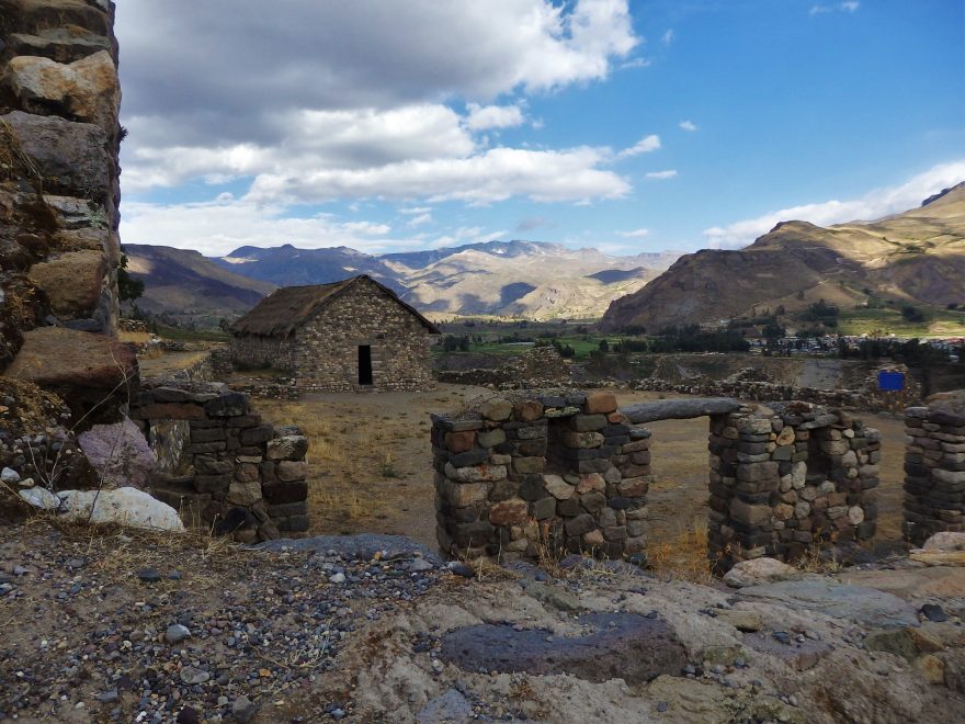 Vesnice Uyo Uyo, Peru