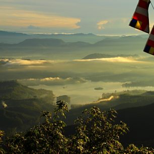 Východ slunce na Adamově hoře, Srí Lanka