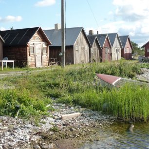 Rybářská vesnice na ostrově Fårö, Gotland, Švédsko