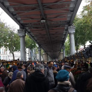 Trh na Barbes-Rochechouart