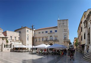 Chorvatský Zadar, město zapadajícího slunce  