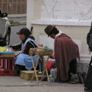 Pouliční prodejci v Quitu, Ekvádor