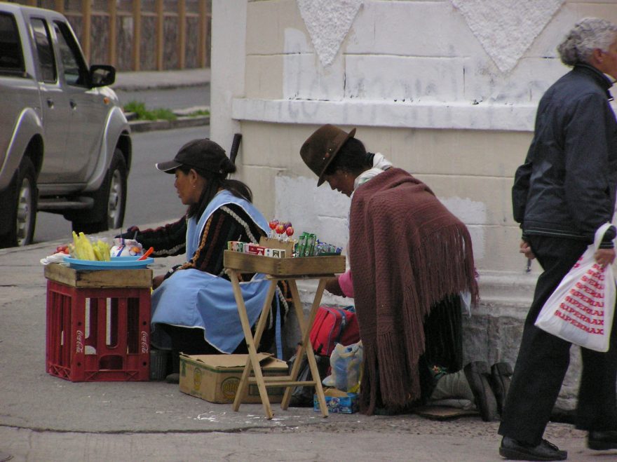Pouliční prodejci v Quitu, Ekvádor