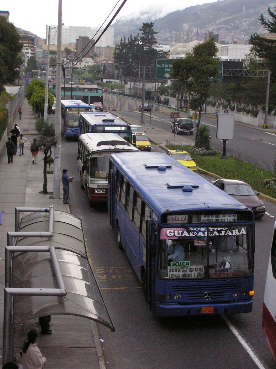 Ekvádorská hromadná doprava, Quito, Ekvádor