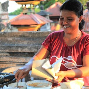 Příprava Gado Gado, Bali, Indonésie, foto: Denisa Kvaltínová