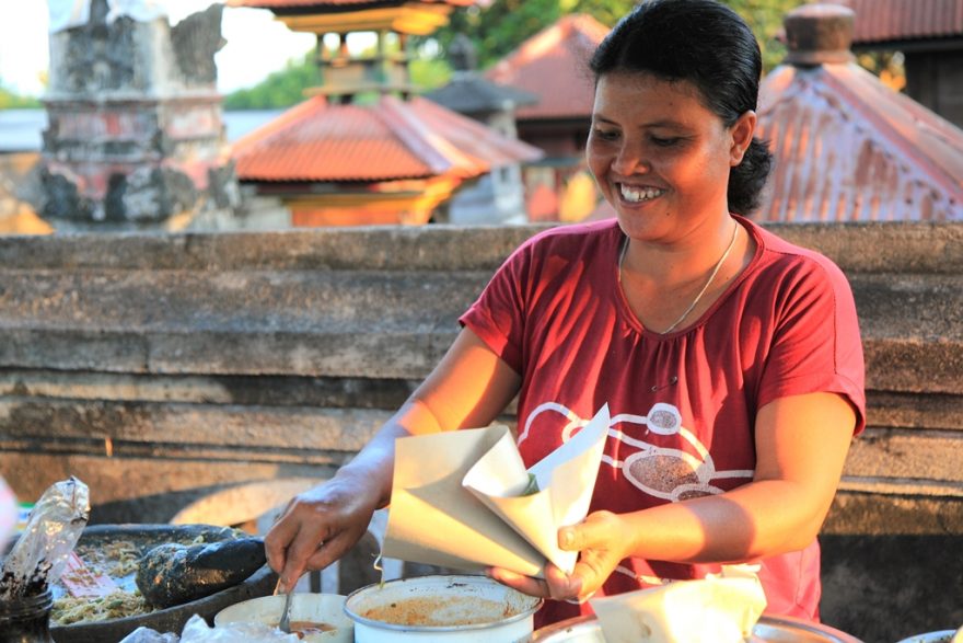 Příprava Gado Gado, Bali, Indonésie, foto: Denisa Kvaltínová