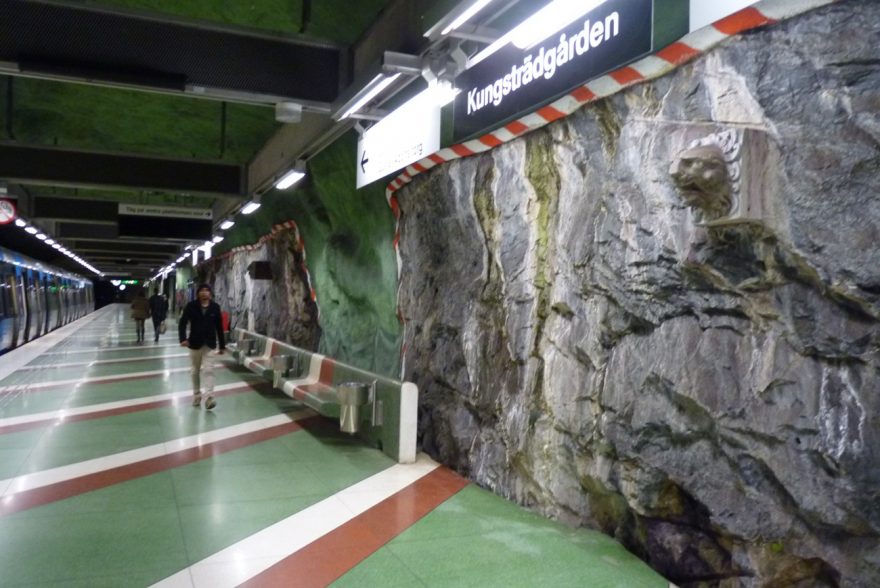 Díky neporušenému podloží zde omítky netřeba, Stockholm, Švédsko