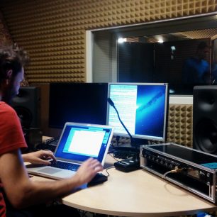 Před cestou je potřeba dodělat resty, třeba dokončit film z Pamíru