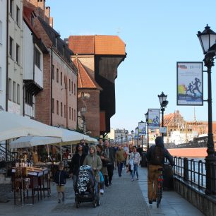 Promenáda u kanálu, Gdaňsk, Polsko
