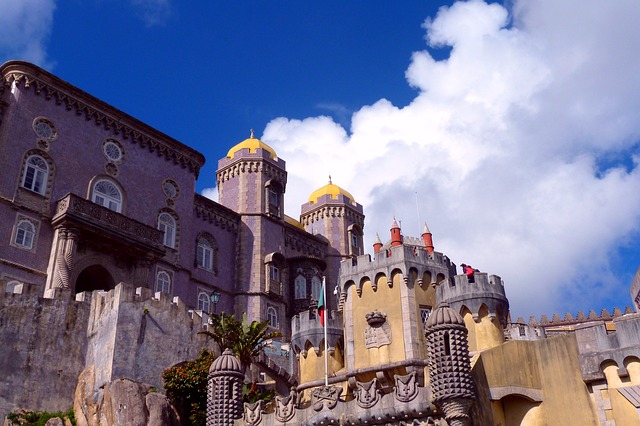 Barevné Palacio de Pena, Sintra, Portugalsko