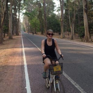 Angkor Wat si úplně nejlépe prohlédnete na kole, Kambodža