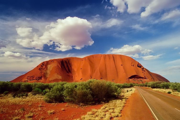 Slavná hora Uluru, Austrálie