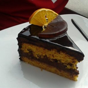 Vynikající dobroty v lublaňské cukrárně Cacao - pobočku mají už i v Praze, Lublaň, Slovinsko