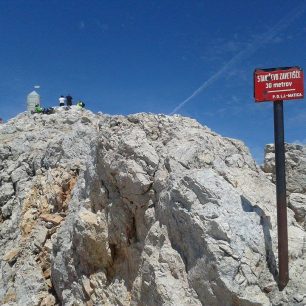 Těsně pod vrcholem Triglavu, Slovinsko