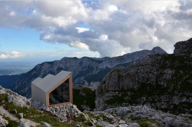 Bivak pod Skuto na Malih Podih, Slovinsko