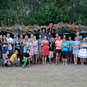 Čtvrteční tancovačka, Albánie