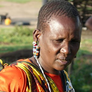 Masajská žena, Keňa