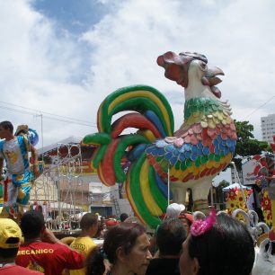 Průvod Galo da Madrugada (Ranní kohout), zahájení karnevalu v Recife, Recife, Brazílie