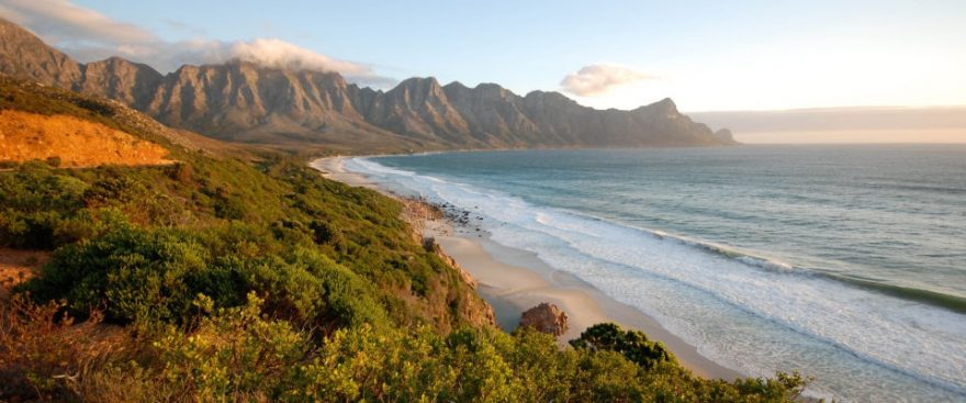 Pláže v Jihoafrické republice jsou ideální na surfováni, JAR