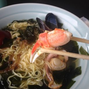  Iso Ramen, polévka s mořskými plody, specialita prefektury Iwate. Japonsko