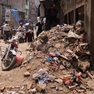 V Nepálu jsou stále patrné následky loňského zemětřesení, Nepál
