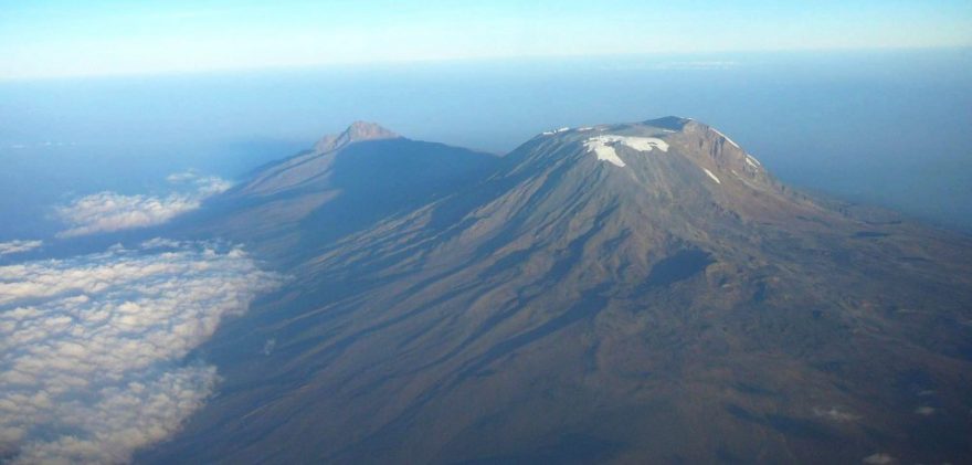 Pohled na nejvyšší horu Afriky, Kilimandžáro, Afrika