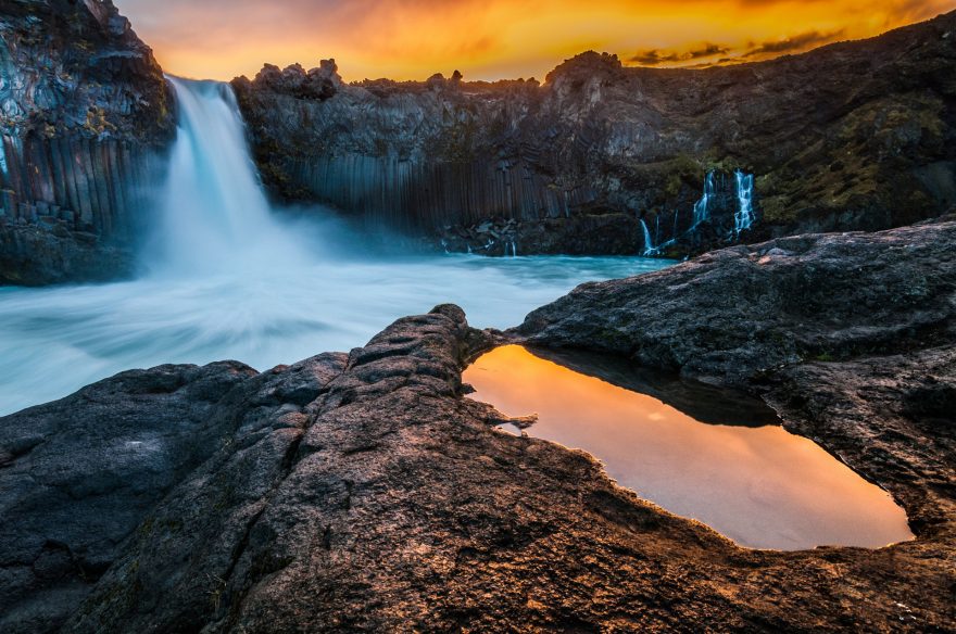 Ledovcové řeky s vodopády, Island