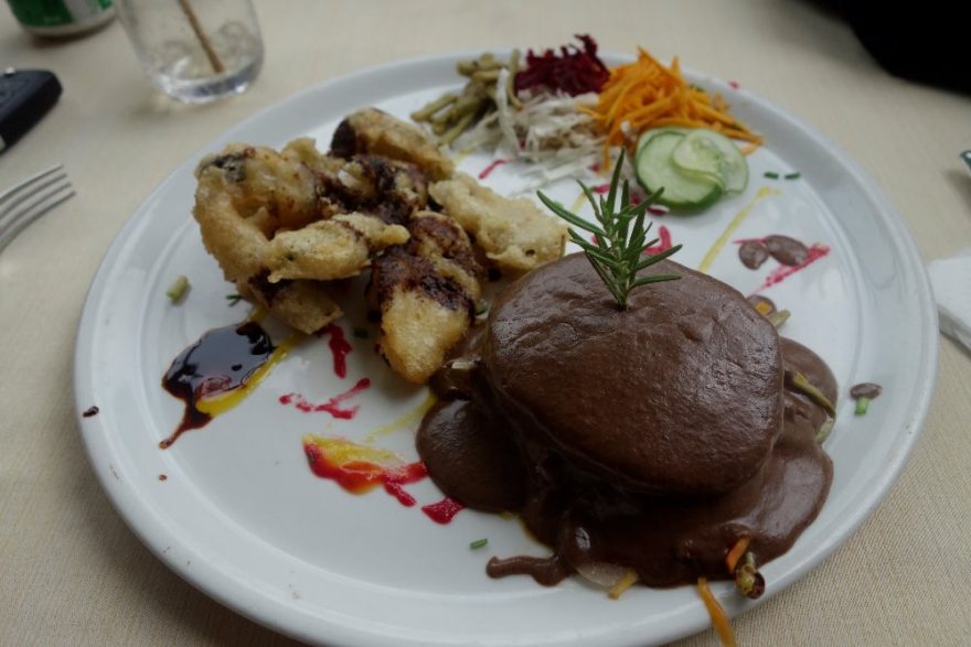 Speciality vegetariánské restaurace, Las Terrazas, Kuba