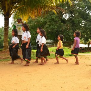 Nakonec si pro nás připravili taneční vystoupení, Peru