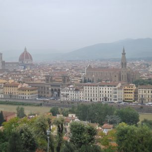 Říjnový pohled na Florencii z Piazzale Michelangelo. Florencie, Itálie